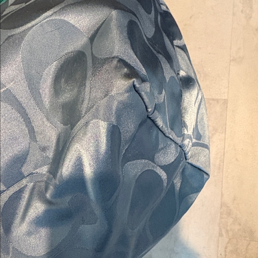 Coach Signature monogram Tote HD nylon teal light blue large shoulder bag EUC - Picture 14 of 17